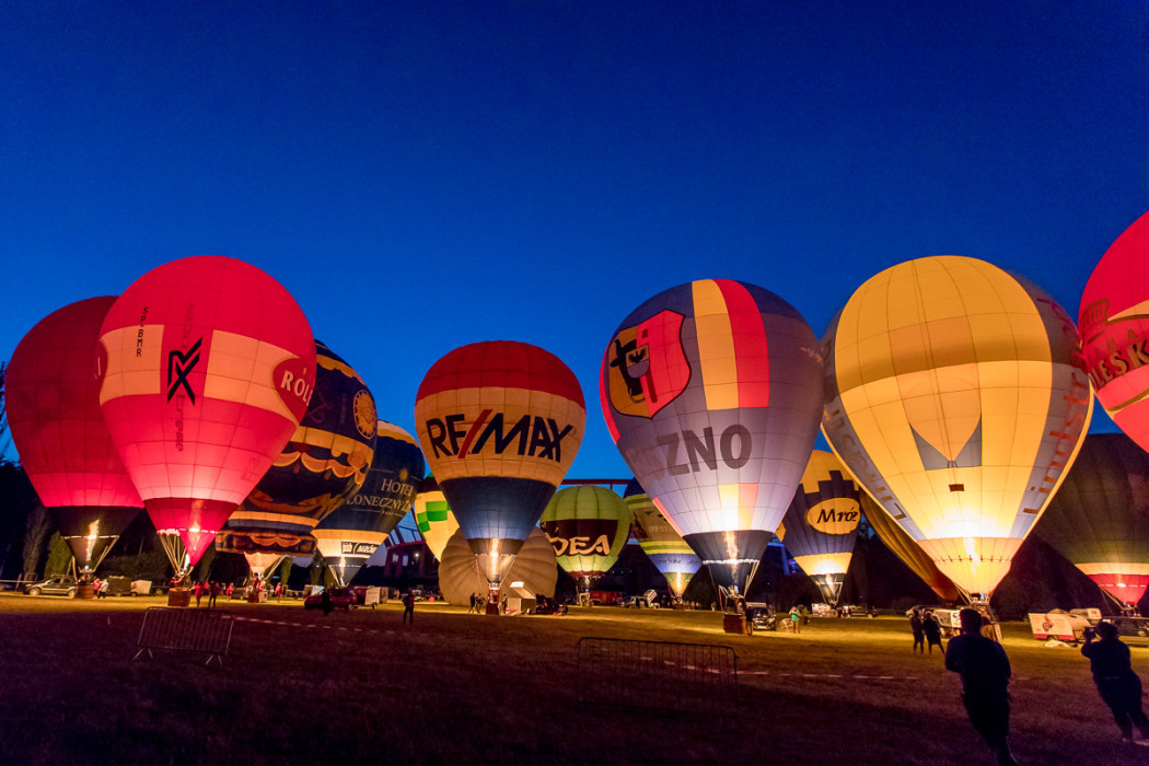  Nocny pokaz balonów. fot. arch. UMWS Tomasz Żak 