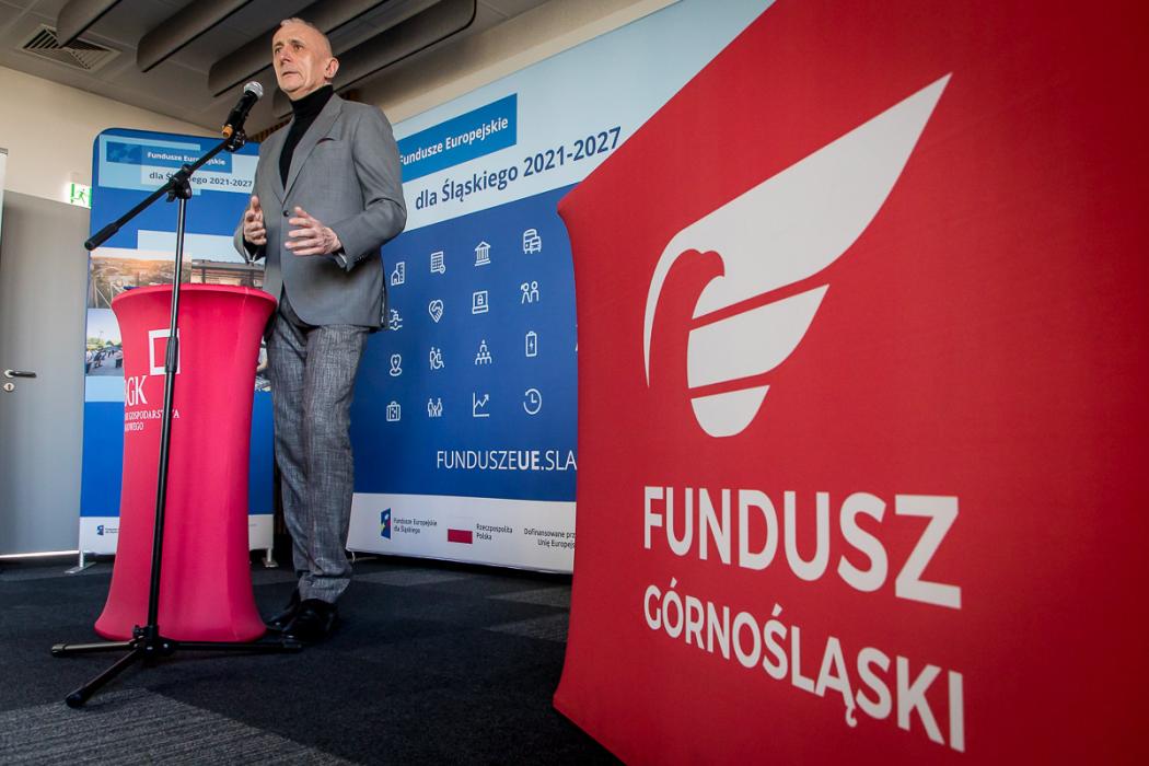 Uczestnicy konferencji prasowej. 