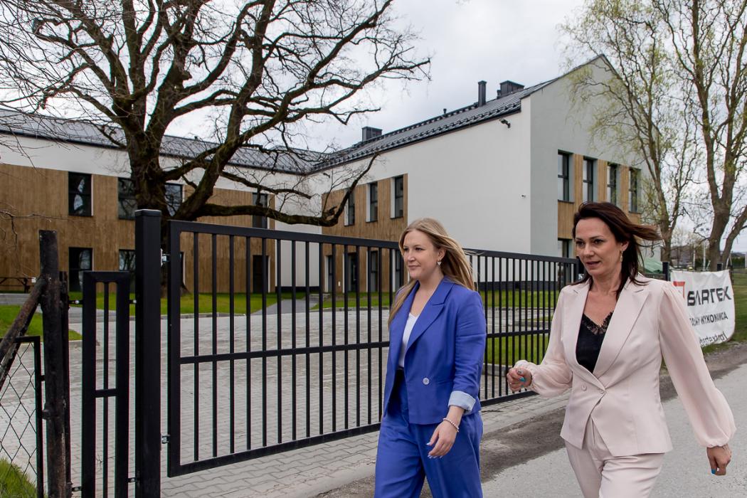 Podpisanie umowy i wizyta w szkole w w Bażanowicach. 