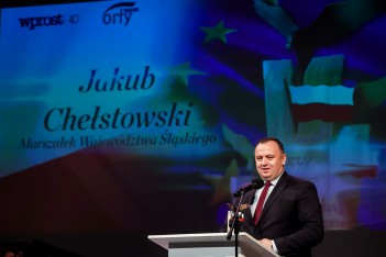 Marszałek Jakub Chełstowski uhonorowany „Orłem” tygodnika „Wprost”