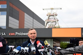 Tragedia w KWK Pniówek: Prezydent RP Andrzej Duda w Pawłowicach