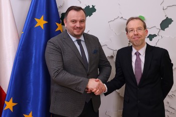  Ambasador Belgii w Polsce Rik van Droogenbroeck był dziś gościem marszałka. fot. Andrzej Grygiel / UMWS 