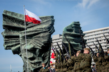 Pamięci bohaterów tamtych lat