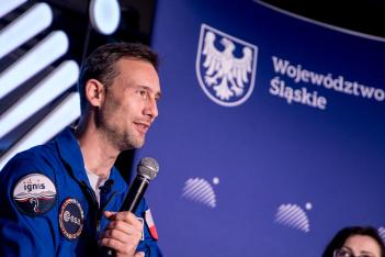 Dr Sławosz Uznański-Wiśniewski w Planetarium Śląskim. 