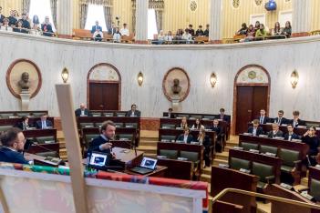 Radni i goście Młodzieżowego Sejmiku Województwa Śląskiego. 