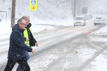 Wicemarszałek Grzegorz Boski i Zbigniew Tabor, dyrektor ZDW podczas wizyty w Wiśle. 