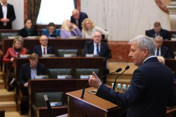 Radni podczas obrad. 