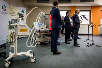 Uczestnicy konferencji prasowej. 