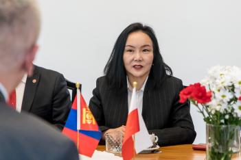 JE Ambasador Mongolii w Gmachu Sejmu Śląskiego. 