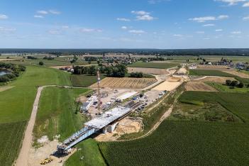 Budowa mostu na Odrze w Raciborzu