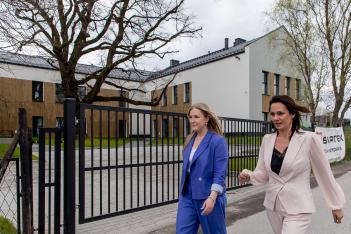 Podpisanie umowy i wizyta w szkole w w Bażanowicach. 