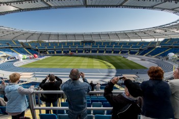 Cały stadion w bibliotece