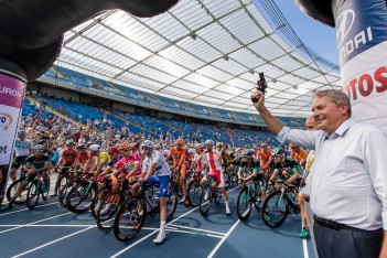 Zakotłowało się na Stadionie Śląskim