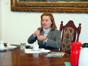  Ambasador Republiki Słowackiej Pani Magdaléna Váąáryova. 