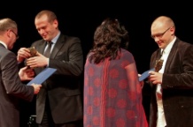  Nagrody laureatom z województwa opolskiego wręczyli wicemarszałek Roman Kolek oraz członek Zarządu Barbara Kamińska 