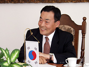 Ambasador Republiki Korei Południowej w Polsce Sang Chul Lee 