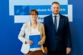 Listy gratulacyjne wręczył beneficjentom członek Zarządu Rafał Adamczyk. 