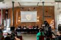 Uczestnicy konferencji prasowej. 