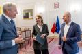 Złożenie wniosku w Ministerstwie Kultury i Dziedzictwa Narodowego . 