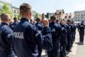 Policjanci podczas obchodów. 