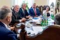 Uroczystość przekazana listów gratulacyjnych. 