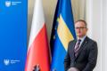 Uroczystość przekazana listów gratulacyjnych. 