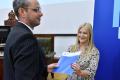 Wręczenie listów gratulacyjnych. fot. Patryk Pyrlik / UMWS 