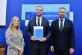  Wręczenie listów gratulacyjnych. fot. Patryk Pyrlik / UMWS 