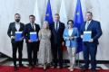  Wręczenie listów gratulacyjnych. fot. Patryk Pyrlik / UMWS 
