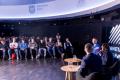 Sławosz Uznański-Wiśniewski zwiedza Planetarium w Chorzowie. 