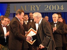  Diamentowy Laur dla Tadeusza Mazowieckiego – premiera pierwszego demokratycznego rządu w latach 1989–1990, polityka, publicysty i działacza społecznego 