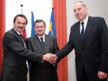  Wspólnie w Katowicach i Brukseli: (od lewej) Josef Tarčák, Michał Czarski i Evžen Tošenovský 