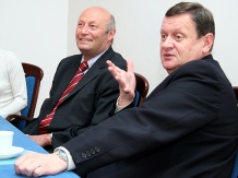  Pierwszy Wiceprzewodniczący Rady Generalnej Bas-Rhin - Pierre Bertrand i marszałek Województwa Śląskiego Michał Czarski 