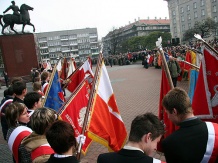  Uroczystości odbyły się pod Pomnikiem Marszałka Józefa Piłsudskiego w Katowicach 