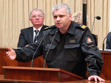  O przebiegu akcji ratowiczej mówił komendant Wojewódzkiej Państwowej Straży Pożarnej w Katowicach nadbrygadier Janusz Skulich 
