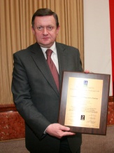  Marszałek Michał Czarski otrzymał certyfikat ISO dla Urzędu 