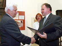  Nagrodę odbiera Piotr Mankiewicz - właściciel Muzeum Chleba w Radzionkowie. 