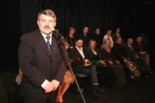  Nagrody wręczał Marian Ormaniec, członek Zarządu Województwa Śląskiego 