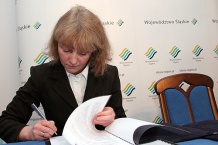  W imieniu lidera projektu umowę podpisała dyrektor Śląskiego Centrum Społeczeństwa Informacyjnego Beata Wanic 