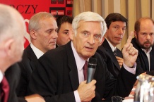  Jerzy Buzek, poseł do Parlamentu Europejskiego mówił o tzw. pakiecie klimatycznym 