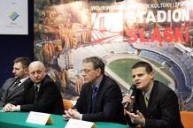  Dyrektor obiektu Marek Szczerbowski prezentował harmonogram najbliższych wydarzeń na stadionie 