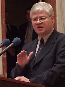  Wiceprezes Rady Ministrów, Minister Gospodarki, Pracy i Polityki Społecznej Jerzy Hausner 