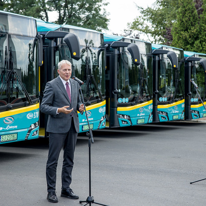 Nowe autobusy dla Jaworzna. fot. Tomasz Żak / UMWS