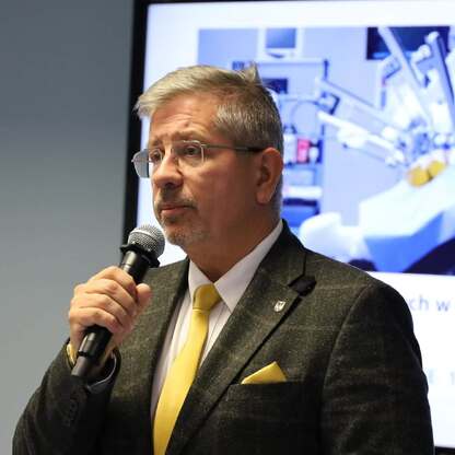 500 operacji robotycznych - konferencja prasowa. fot. Janusz Binkiewicz / UMWS